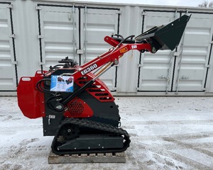lot 79 image: 2024 EGN Skid Steer Loader EG360