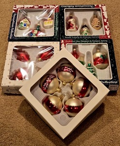 lot 117 image: Five Boxed Vintage Ornaments