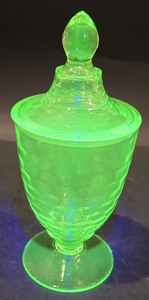 lot 20H image: Vintage Uranium Candy Dish With Lid