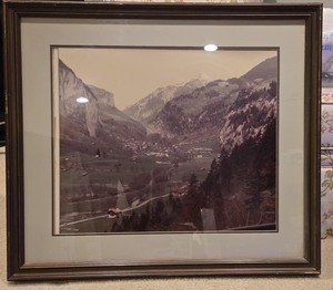 lot 145 image: Vintage Framed Mountain Scene Print