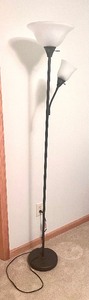 lot 100 image: Floor Lamp