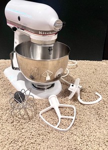 lot 28 image: Kitchenaid Ultra Power Mixer