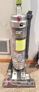 lot 31 image: Hoover WindTunnel Air Multi-Cyclonic Bagless Upright Vacuum Cleaner