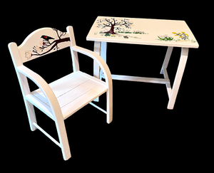 lot 21 image: Childs Hand Painted Table & Chair