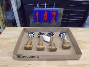 Qty of 4 � brass valves. As shown.