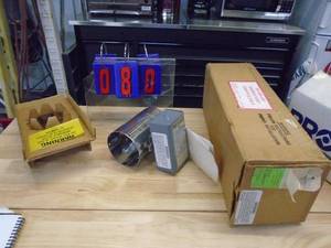 Damper vent 381-800-434. As shown.