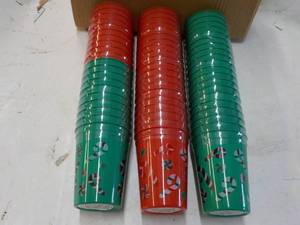 60 ct 10 oz Xmas Plastic Glasses...