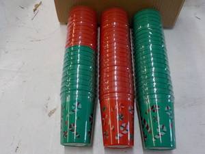 60 ct 10 oz Xmas Plastic Glasses...