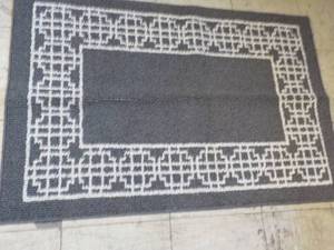 29 x 44 Accent Rug...