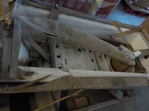 Cast Iron Bath Tub, and 2 Sinks- co...