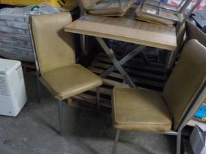 Table and 6 Matching Chairs 36 x 53...