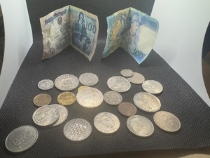 Portuguese Coins and Currency, (21) Coins & (2) 100 Escudos