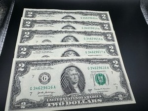 Five Sequential $2 Bills