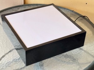 Light Up Pedestal Square