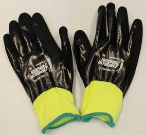 Majestic # 3398 DNY Hi Viz Winter Water Proof Gloves Size Medium, Lot Of 6 Pairs