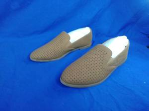 lot 192 image: Journee Collection Womens Comfort Foam Lucie Flat, Size 6 Brown