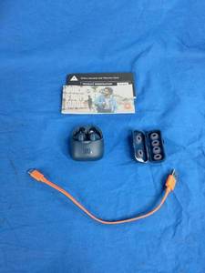 lot 183 image: JBL Tune Flex True Wireless Noise-Cancelling Bluetooth Earbuds - Blue
