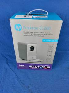 lot 159 image: HP CC200 Projector and Screen Bundle