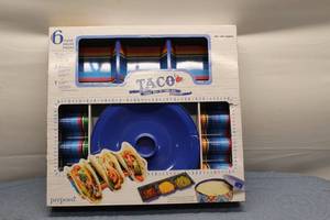 lot 106 image: 6-Piece Taco Serving Set with Stand and Dipping Trays