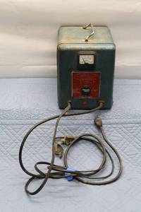 lot 166 image: Vintage Schauer Battery Charger Model DX-2