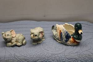lot 189 image: Set of 3 Vintage Ceramic Figurines Two Elephants and a Duck Planter