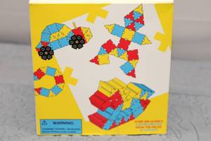lot 269 image: AVON Kids Mottik Blocks Construction Set with 86 Pieces