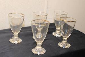 lot 298 image: Mixed Set of 7 Glassware including Goblets and Decorative Dish
