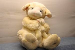 lot 357 image: Adorable Plush Lamb with Baby Lamb Toy - Soft and Cuddly