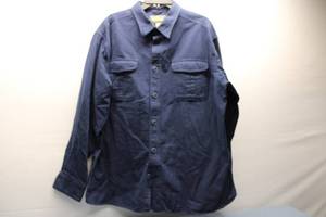 lot 371 image: Cabelas Mens XL Long Sleeve Button-Up Flannel Shirt - Navy Blue