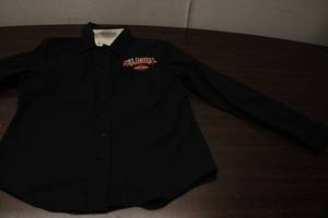 lot 376 image: Ladies Black St. Paul Harley-Davidson Button-Up Shirt Size M with 3 Unique Neck Ties