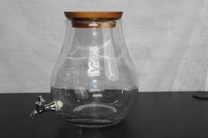 lot 335 image: 7-Liter Glass Teardrop Drink Dispenser with Wooden Lid