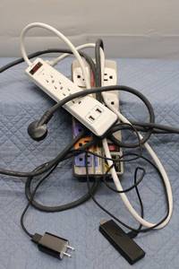 lot 405 image: Multi-Outlet Surge Protector Power Strip with USB Ports