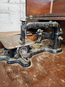 lot 1 image: Antique Wheeler & Wilson Sewing Machine on Cast Iron Base