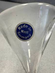 lot 3 image: 400 Convoluted Chemical Funnels 55mm AND 45mm Diameter. 5 Boxes