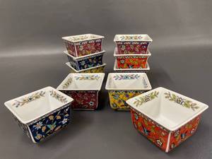lot 164 image: Set of 8 Floral Pattern Ceramic Bowls with Multicolor Designs