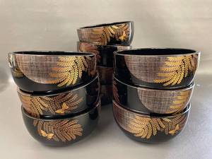 lot 174 image: Vintage Black Bowls with Gold Fern Design Set of 8