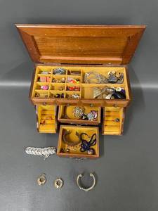 lot 182 image: Vintage Wooden Jewelry Box With Assorted Earrings Bangles Brooches Collection