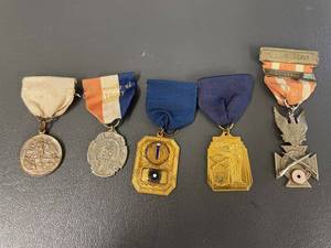 lot 198 image: Vintage ROTC Military Medals Collection Ribbons and Awards Assortment incl Australia