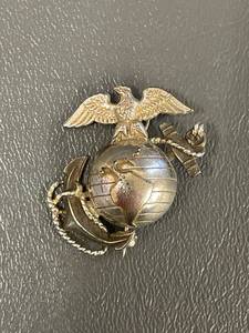 lot 302 image: Vintage EGA Sterling Silver U.S. Marine Corps Logo Insignia Emblem Badge