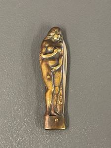 lot 324 image: Parker Cut Co. Brass Pocket Knife Art Nouveau Nude Style