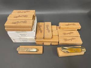 lot 339 image: Bulk Lot of New Wrangler Folding Knives - Various Sizes and Models