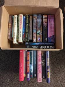 lot 380 image: Mixed Lot of Hardcover Books