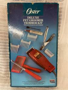 lot 39 image: Oster Deluxe Pet Groomer Trimmer Kit with Accessories