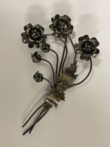 lot 101 image: Vintage Aucello Bros Sterling Silver Floral Design Brooch
