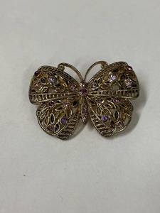 lot 119 image: Vintage Butterfly Brooch Pink Purple Rhinestones Filigree Design