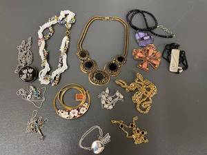 lot 126 image: Vintage & Modern Jewelry Lot Necklace Pendant Cloisonn Floral Necklace
