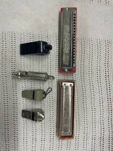 lot 201 image: Vintage Gloriosa Harmonica with Metal And Plastic Whistles Collection