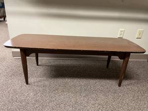 lot 226 image: Vintage Mid-Century Modern Wooden Coffee Table 48 inches