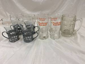 lot 257 image: Vintage A&W Cream Soda, Challenge Root-Beer, Dads Glass Mug Collection