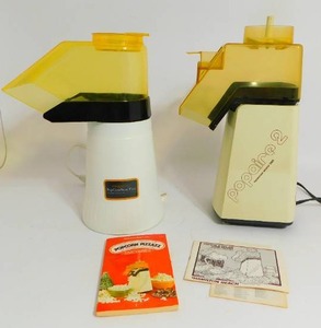 lot 21 image: Presto Pizzazz Popcorn Maker-Hamilton Beach Poppaire 2 Maker...